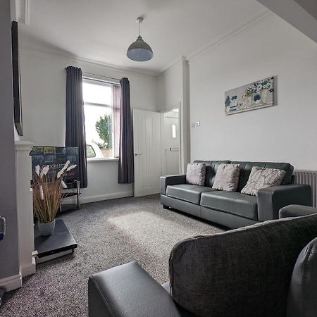 Seymour Home Free Allocated Parking Blackpool Eksteriør bilde