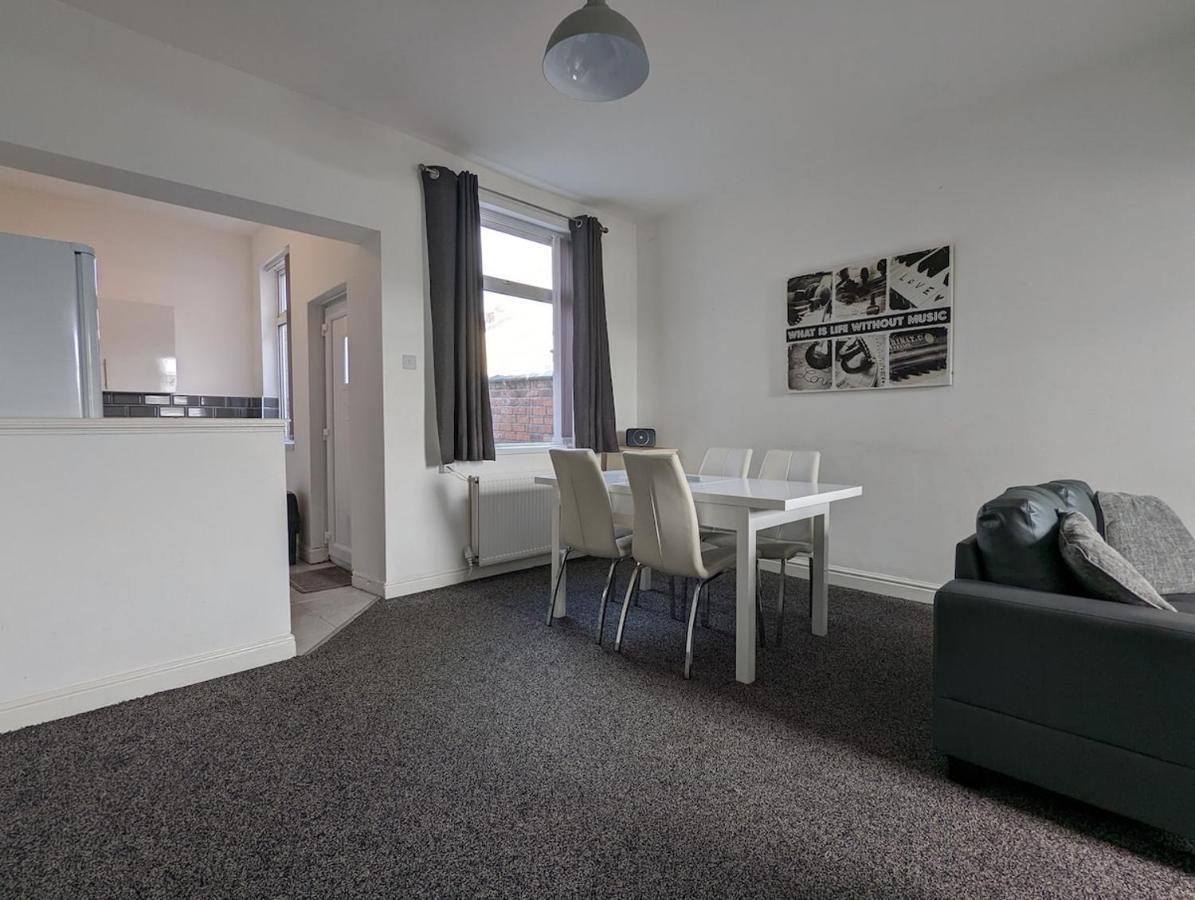 Seymour Home Free Allocated Parking Blackpool Eksteriør bilde
